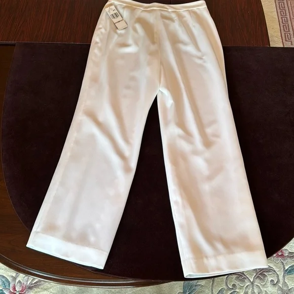 Brand New Jones New York White Lined Slacks - Picture 5 of 14